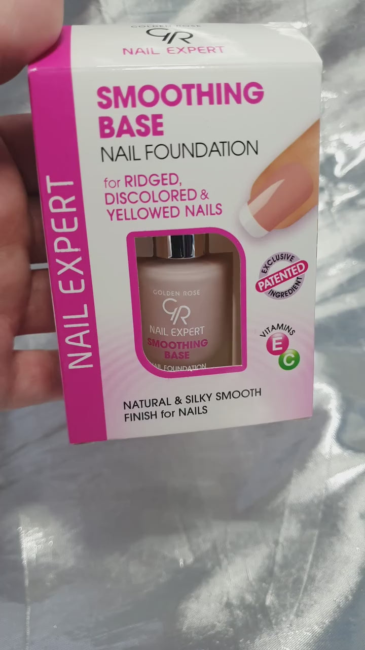 Nail Expert Smoothing Base Nail Foundation Golden Rose base alisadora para uñas con acabado natural.
